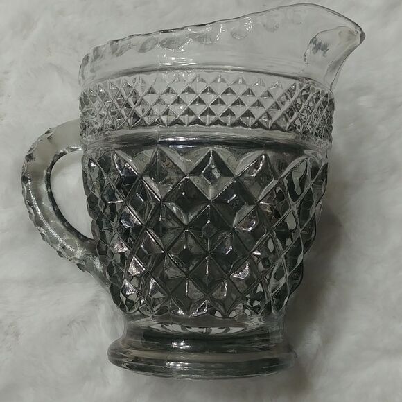 Vintage ANCHOR HOCKING WEXFORD GLASS Smoke Pressed Glass Diamond Pattern creamer - Picture 8 of 8
